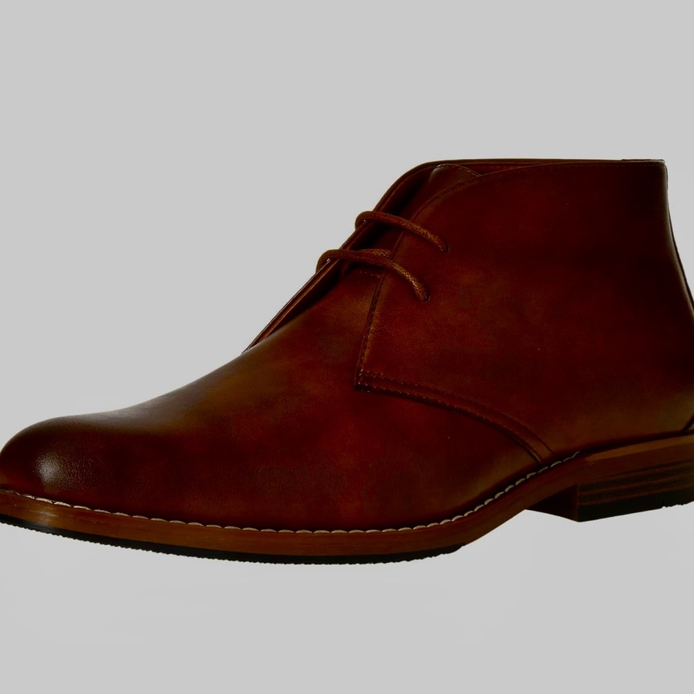 New in Box! Men's Brown Leather and Faux Leather Chukka Boots Size 13